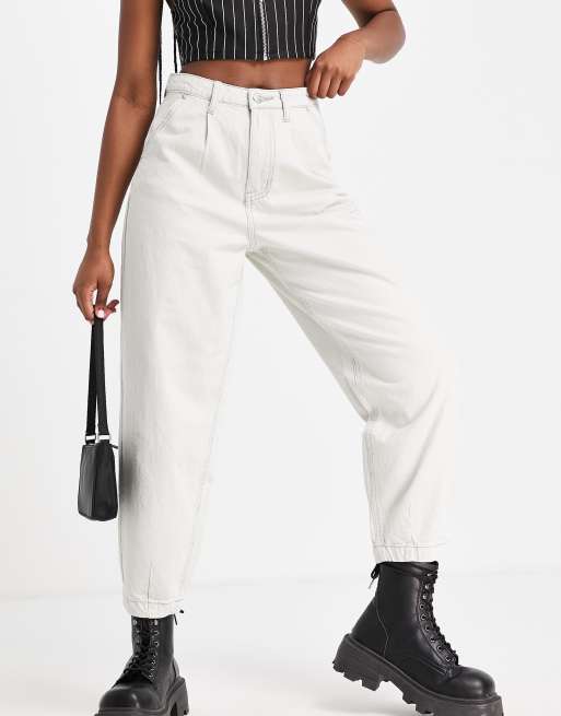 Signature 8 – Szare mom jeans z plisowanym przodem
