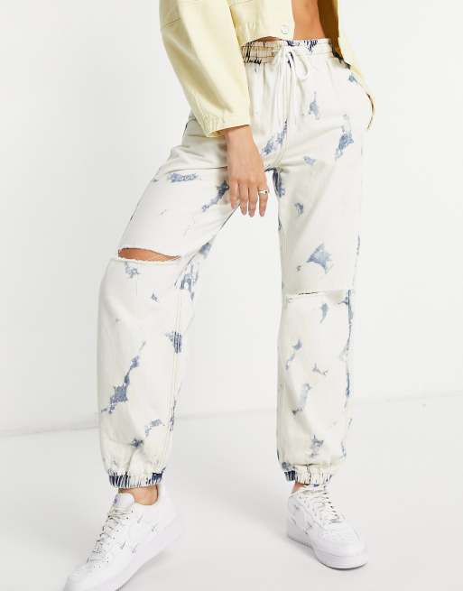 Signature 8 tie-dye trackies in cream, 2 of 4
