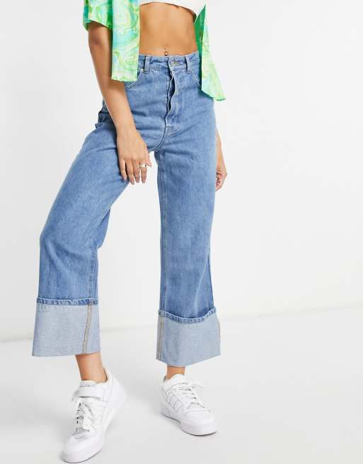 Signature 8 turn-up hem wide-legged jean in mid wash