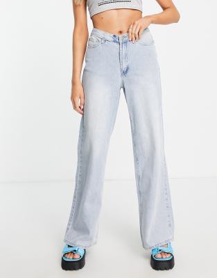 Signature 8 v waistband wide leg low rise jeans in light wash blue