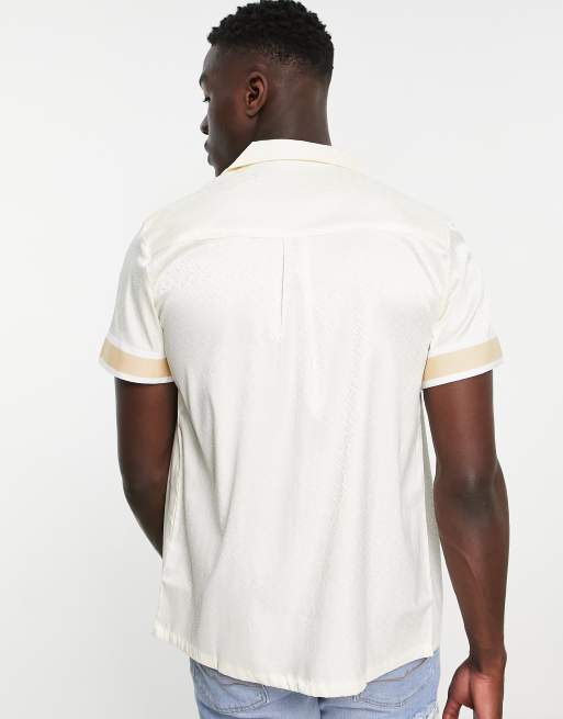 SikSilk - Chemise avec col à revers et bandes avec logo imprimé sur l'ensemble, 2 de 4