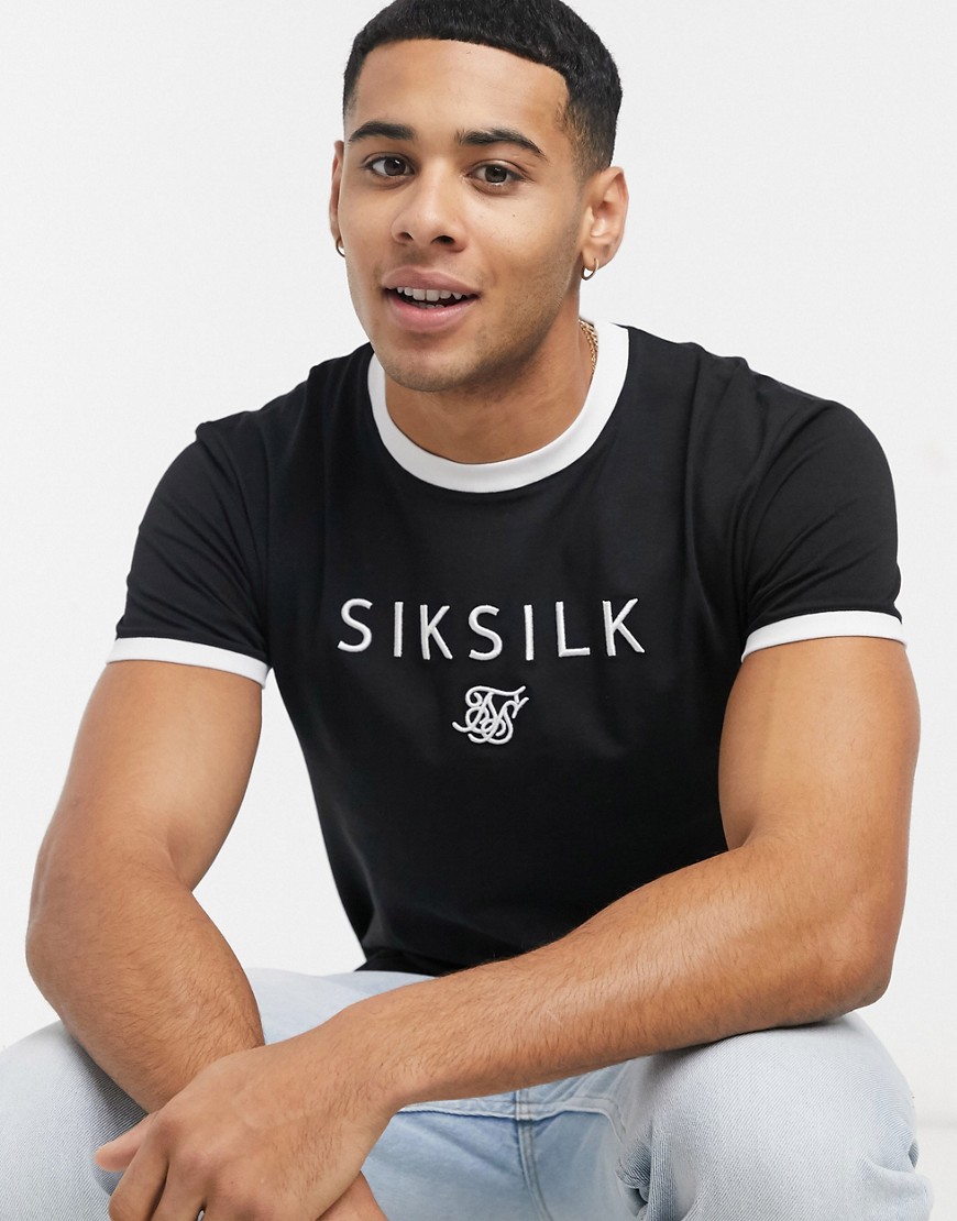 SikSilk - Fitness T-shirt met rechte zoom, logo in het midden en ringhals in zwart