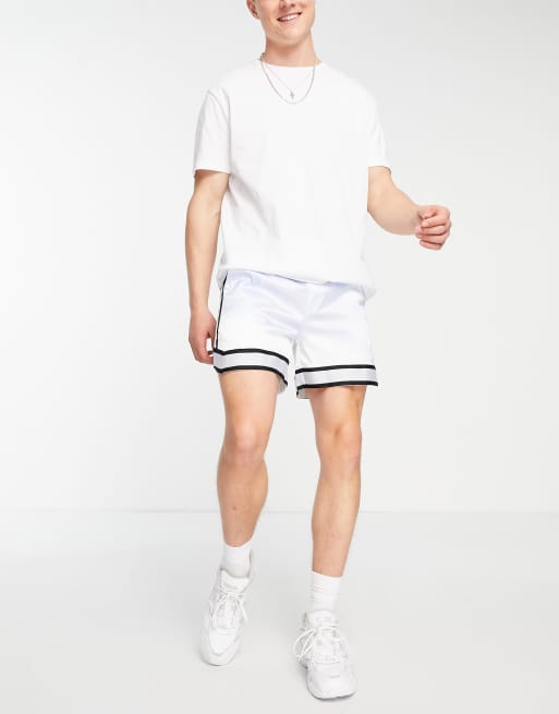 SikSilk – Shorts in Batikoptik in Blau mit Zierbändern und durchgehendem Logomuster