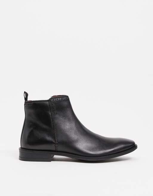 flat boots with zip