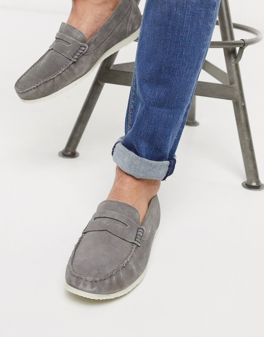 Silver Street - Penny-loafers van suède met contrasterende zool in grijs