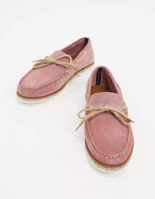 pink boat shoes