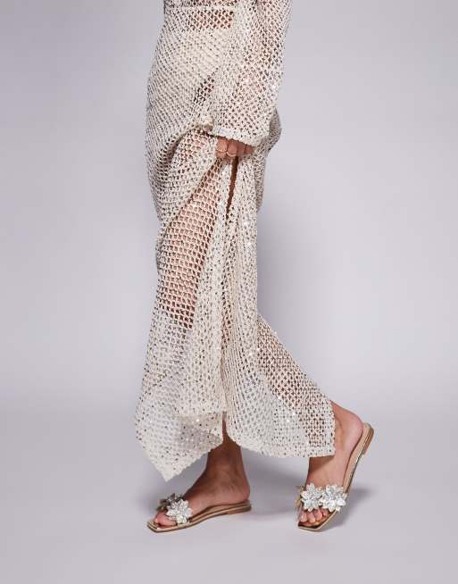 Simmi London Abbie embellished strap flat sandals in gold, 3 of 4