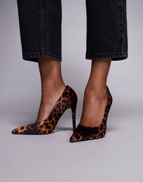 Simmi London Alez heeled stiletto pumps in leopard print - view 1