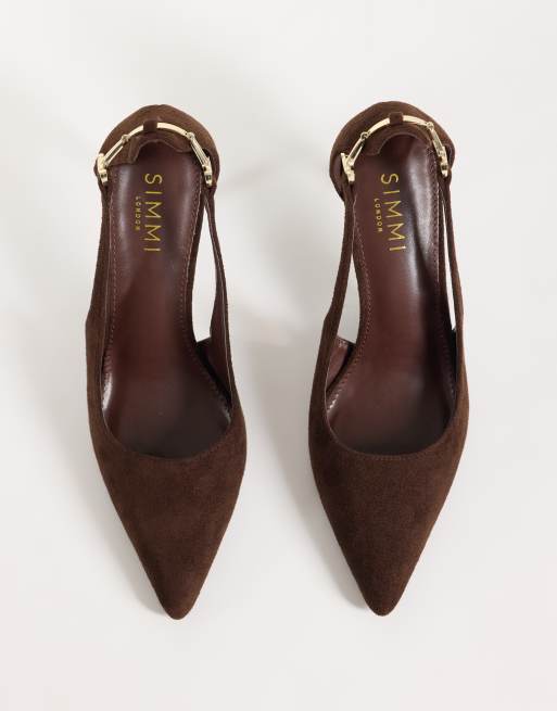 Simmi London Amabel pumps med klack och hästbitsdetalj i brunt mockaimitation, 2 av 4