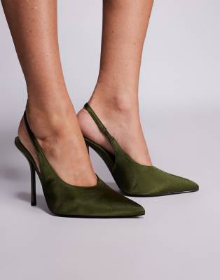 Simmi London - Bexley - Satin-Pumps in Olivgrün mit Absatz, weite Passform