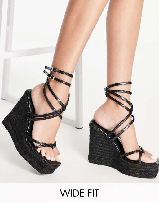 Simmi London – Bred passform – Svarta espadriller med kilklack 