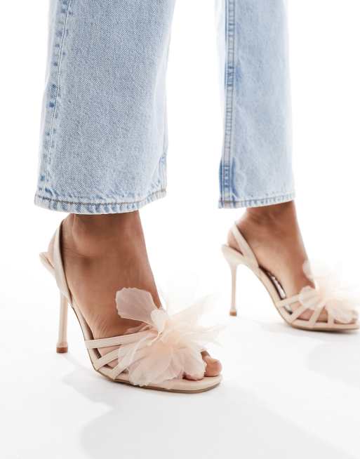 Simmi London - Brixley - Sandali con tacco color cipria con fiore