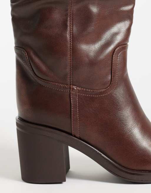 Simmi London Bryce kniehohe Stiefel mit Absatz in Braun, 4 von 5