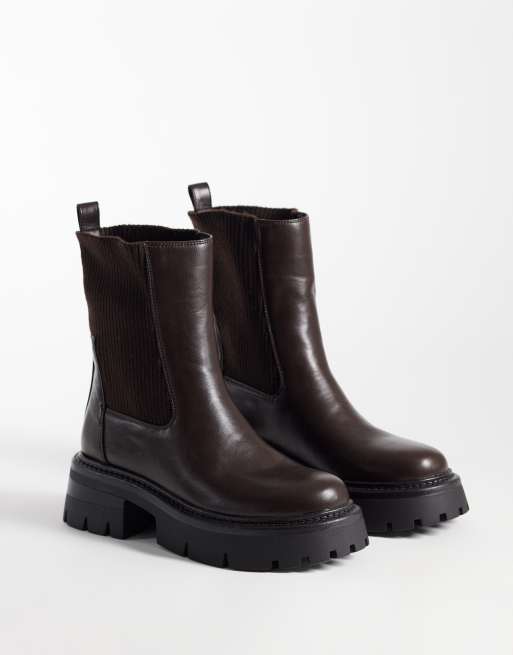 Simmi London Caitlin Chunky pull on ankle boots in brown, 2 of 4