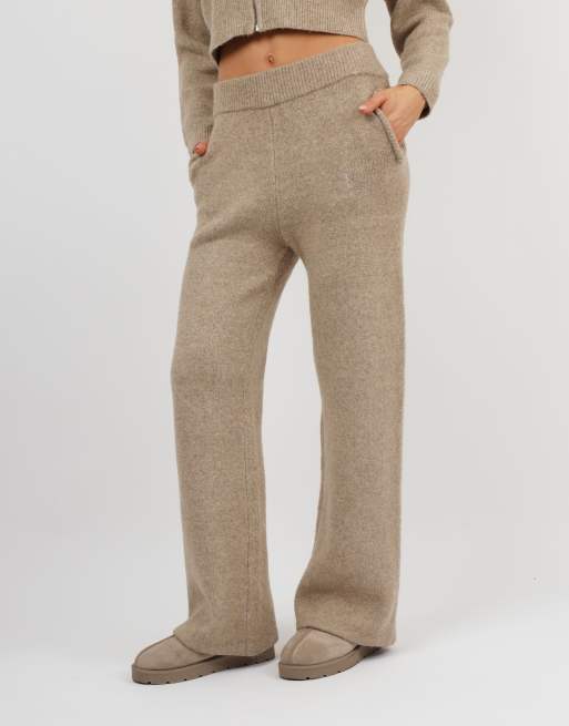 Simmi London Caris knitted wide leg trouser in light brown, 3 of 4