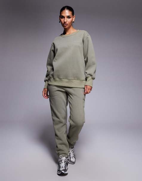 Simmi London Colby essentials cuffed joggers in olive - view 1