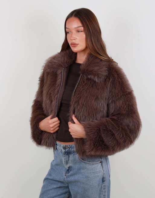 Simmi London Collared zip through faux fur coat in brown, 4 of 5