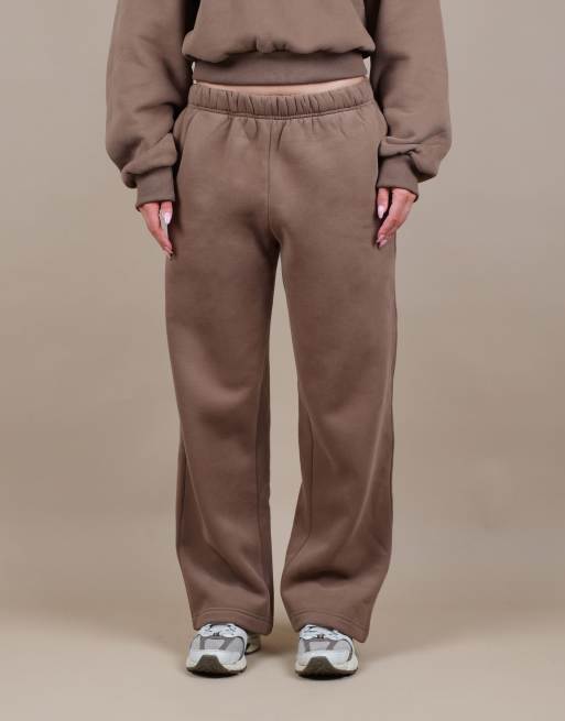 Simmi London Demi straight leg joggers in light brown, 2 of 4