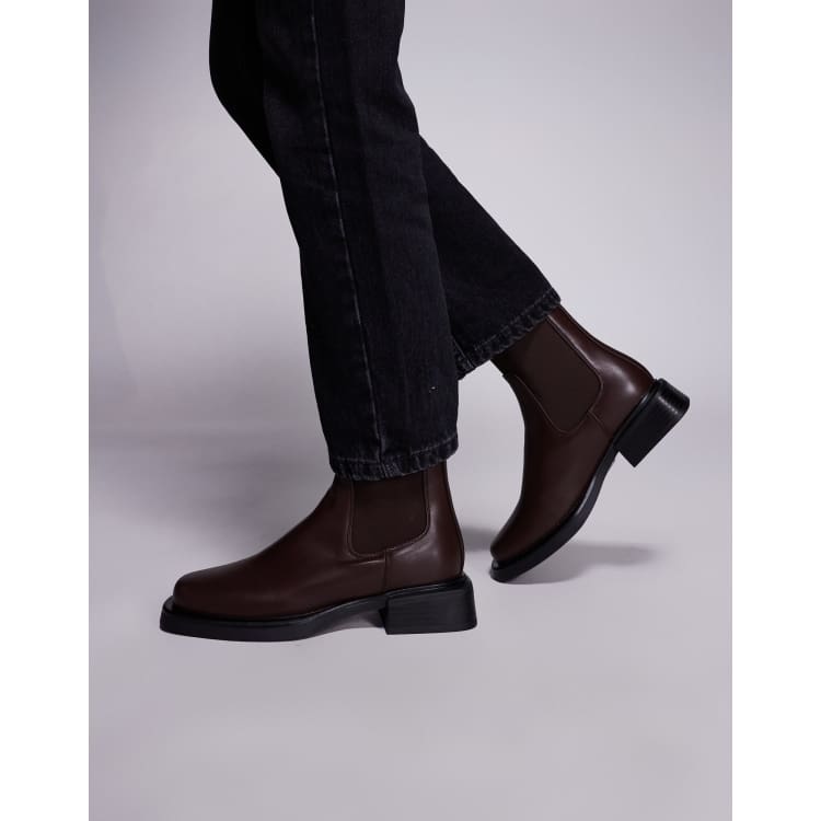 208435474-1-brownpu?$n_750w$&