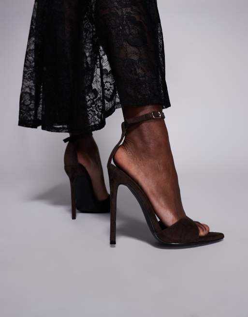 SIMMI London - Eavie - Sandalen van imitatiesuède met hak in chocoladebruin, 4 van 4