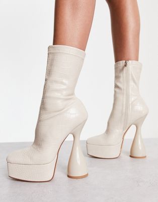 Simmi London edwin sculptured heel ankle boots in cream croc - ASOS Price Checker