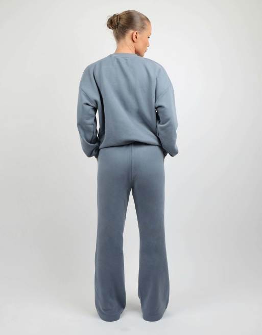 Simmi London Embroidered oversized sweatshirt in blue, 2 of 4