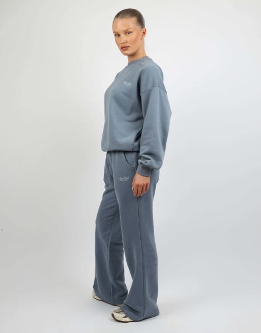 Simmi London Embroidered oversized sweatshirt in blue, 4 of 4
