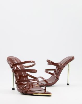 Simmi – London Felicia – Bruna slip-in-sandaletter med smala remmar och guldfärgad klack