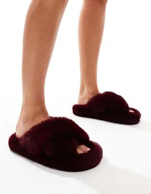 Simmi London Fuzzy cross strap slippers in burgundy-Red