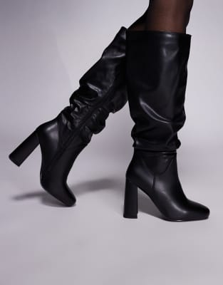 Simmi London - Hanzel - Geraffte, kniehohe Stiefel in Schwarz mit Blockabsatz