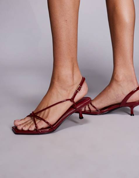 Simmi London – Haylee – Riemchen-Sandalen in Burgunderrot mit Kitten-Absatz - view 1