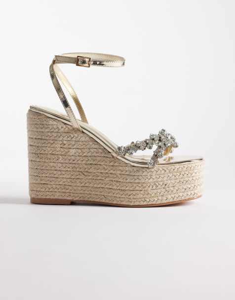 Simmi London - Hazel - Guldfarvede espadrille-sandaler med kilehæl og udsmykninger - view 1