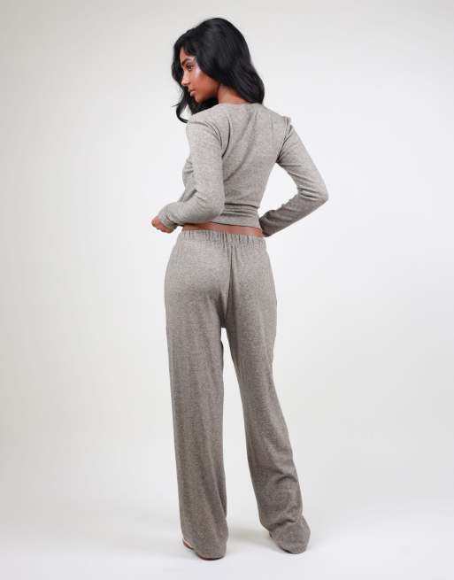 Simmi London Heavyweight knit straight leg trouser in grey marl, 3 of 3