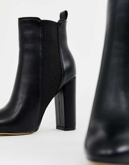 Black shoe boots with heel