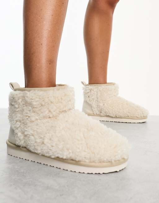 Sherpa hotsell slipper boots