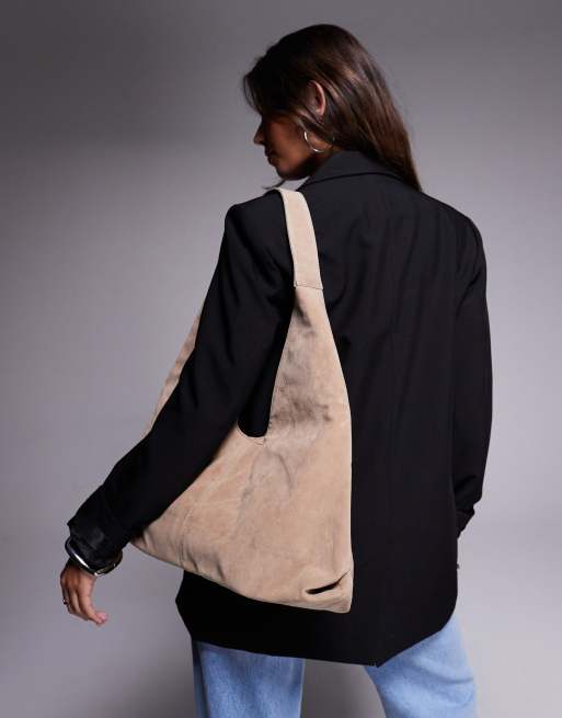 Simmi London Isla large faux suede shoulder bag in beige, 4 of 4