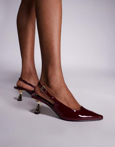 Simmi London – June – Spitze Schuhe in burgunderroter Lackoptik mit Fersenriemen und Kitten-Absatz - view 1