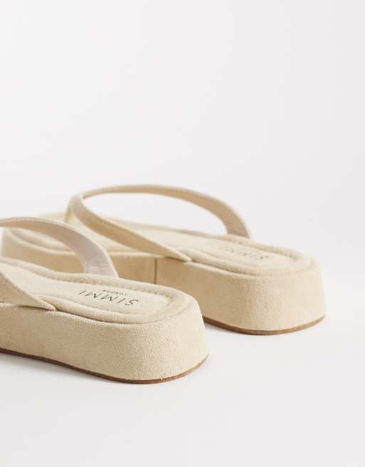 SIMMI London – Kimmie – Ljusbeige flatform-sandaler i mockaimitation, 4 av 4