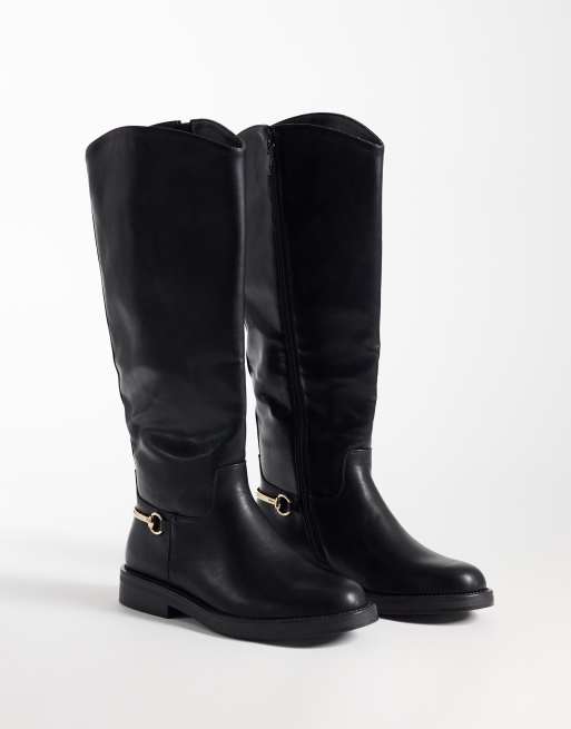 Simmi London knee boots med bred passform och hästbitsdetalj i svart, 2 av 4