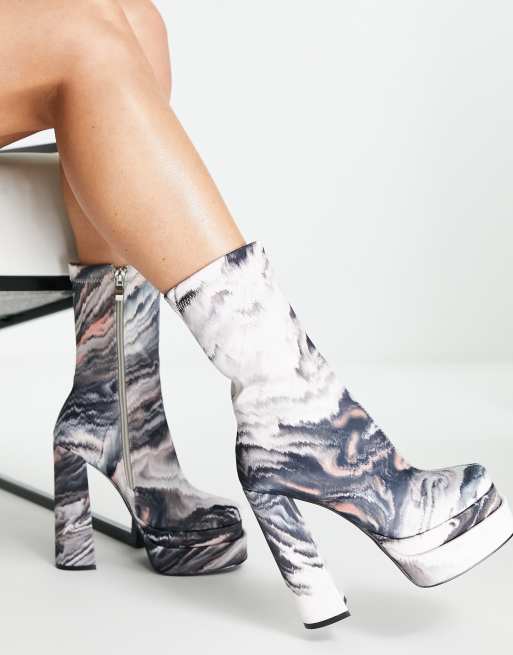 Simmi London - Laarzen met hak en plateauzool in marmerprint