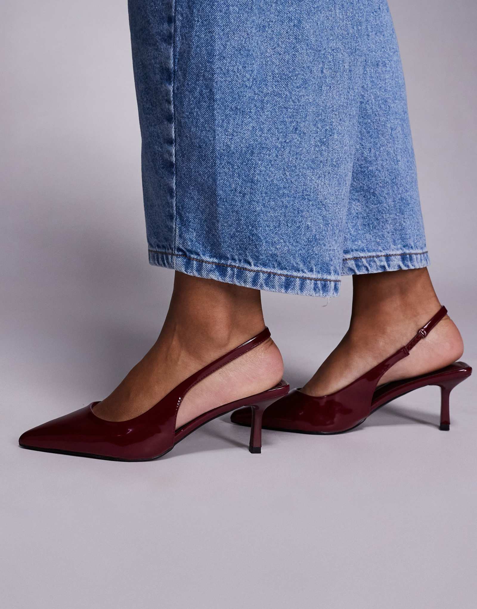 Бордовые туфли-лодочки Simmi London Laena на высоком каблуке в виде котенка с откидной спинкой