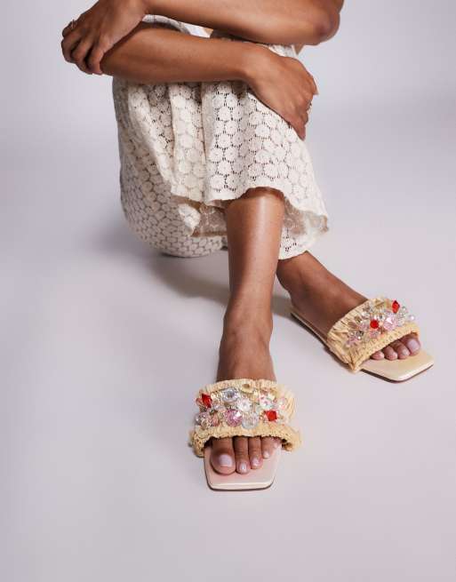 Simmi London Lamar embellished strap flat sandals in beige, 4 of 4