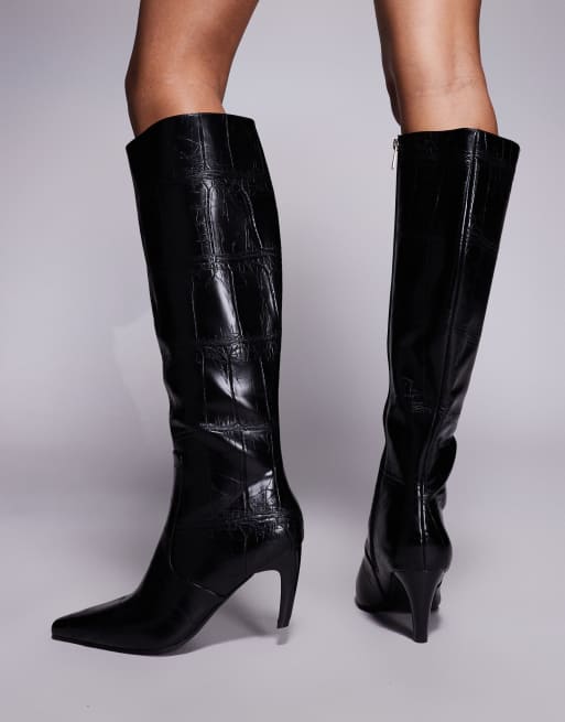 SIMMI London – Lapis – Kniehohe Stiefel mit Absatz in schwarzer Kroko-Optik, 2 von 4
