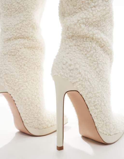 Simmi London Laylani Teddy Knee boot in Cream