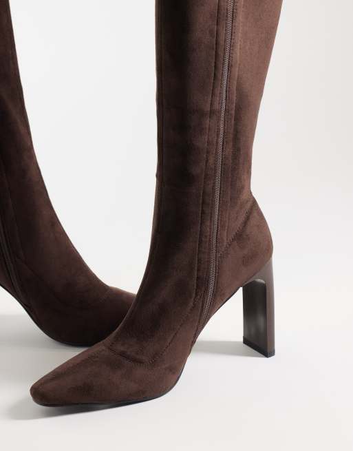 Simmi London Londyn heeled sock knee boots in brown suedette, 4 of 4