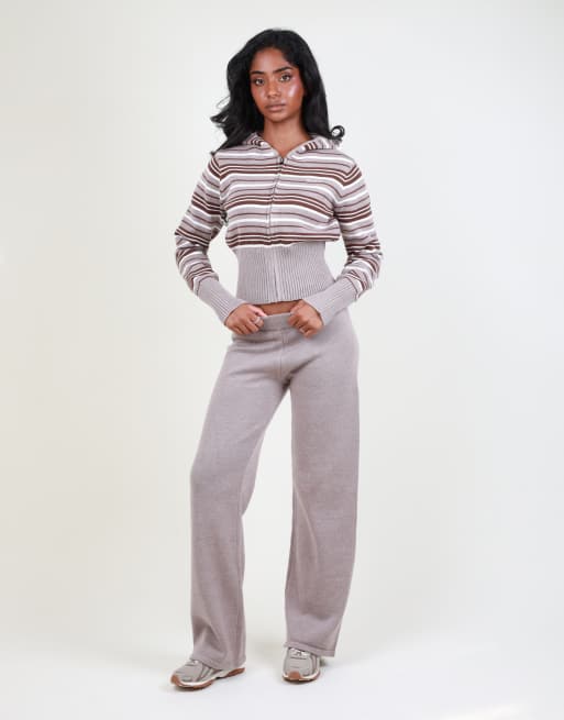 Simmi London Low waist fine knit trouser in brown, 4 of 4