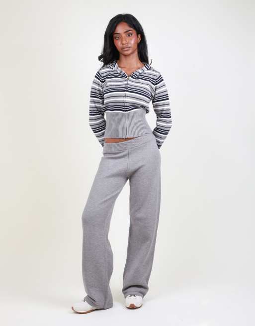 Simmi London Low waist fine knit trouser in grey, 3 of 4
