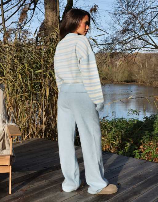 Simmi London Luci fluffy knit trousers in baby blue, 3 of 4