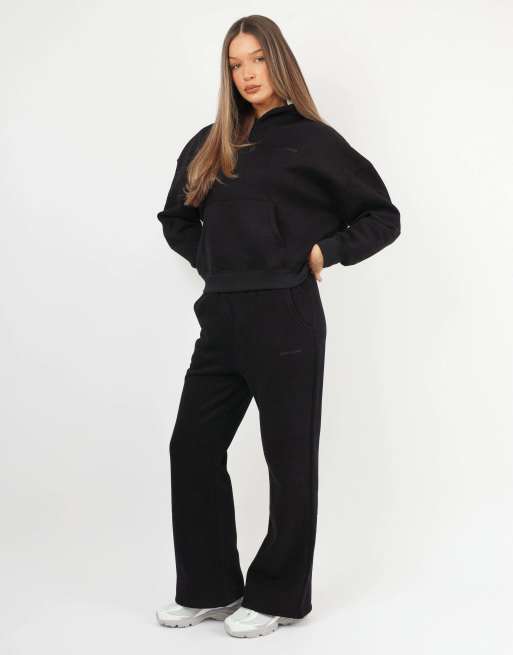 Simmi London Maeve essentials hoodie in black, 3 of 4