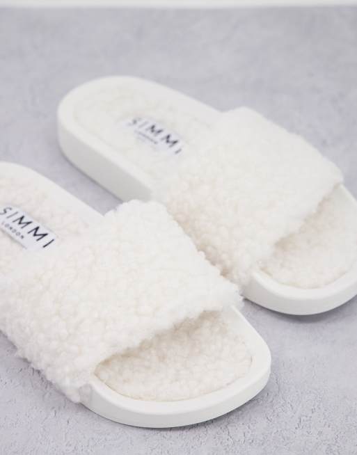 Fluffy white sliders new arrivals